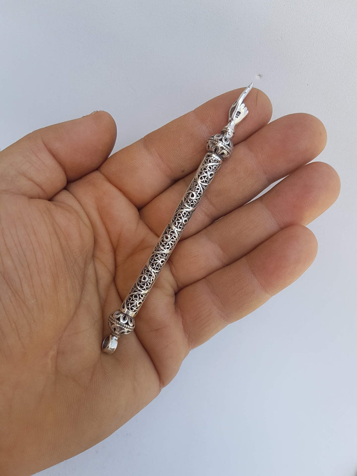 Small Yad Torah Pointer, Jewish Wedding gift, Judaica Gift, Yemenite Filigree Art, Sterling Silver, Handmade In Israel, Model 131
