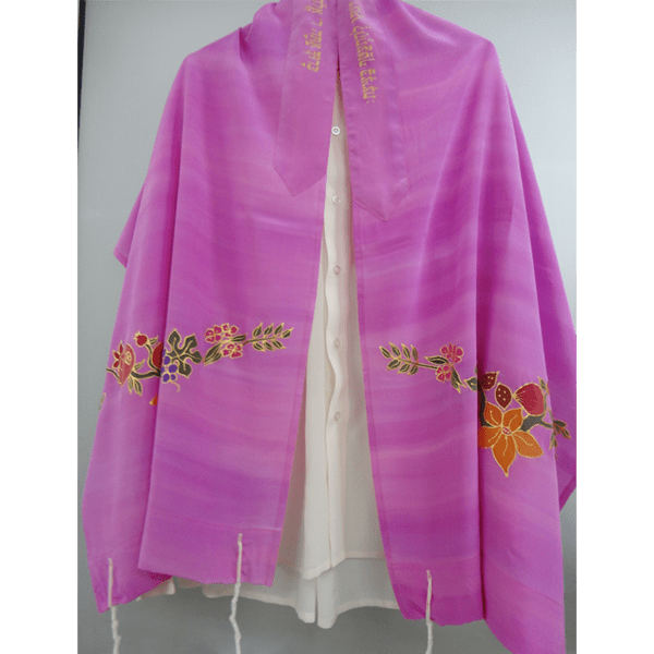 Flowers and fruit on Silk Pink Tallit for girl, Bat Mitzvah Tallit, Tallit for Woman, Silk Tallit, Feminine Tallit, Women's Tallit Prayer Shawl