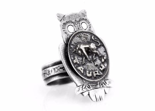 Coin ring with the Taurus coin medallion on owl RINGS 