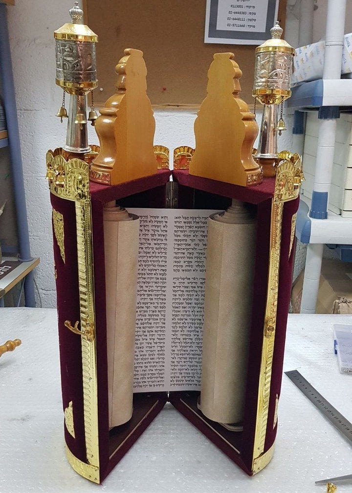Large Torah Scroll & Case 