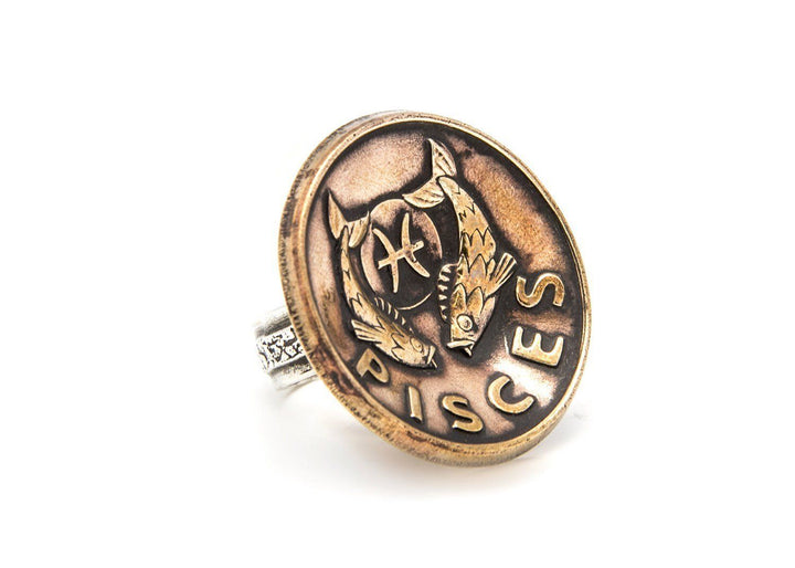 Pisces Sign Astrology Zodiac Silver Medallion Ring 