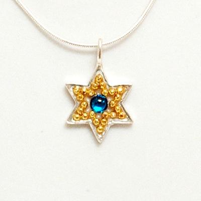 Shiny Star of David Necklace - Small Gold Pearls Star 