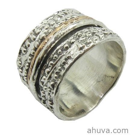 Spinning Two Tone Ring In Bubble Pattern 